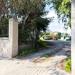 Apartment With Kitchen 100 M From The Sea