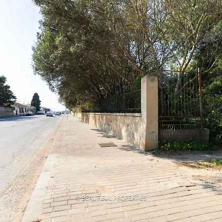 With Kitchen & Free Parking 100 M From The Sea Apartamento