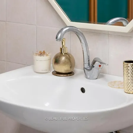 With Kitchen & Free Parking 100 M From The Sea Quartu Sant'Elena